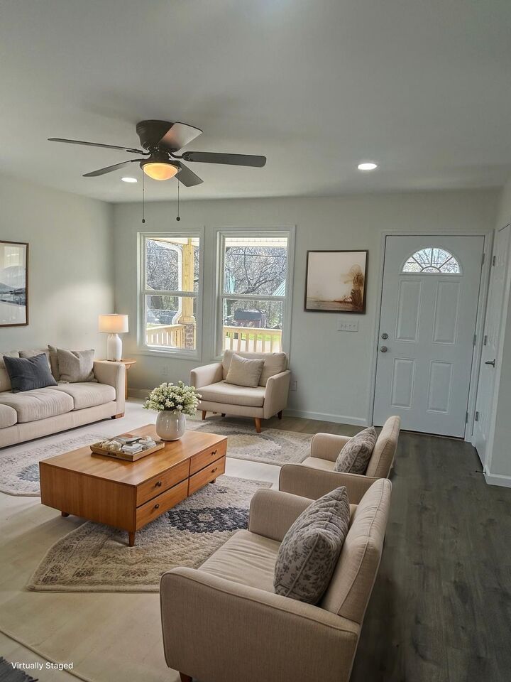 Property Photo:  125 Front Street N  TN 37318 