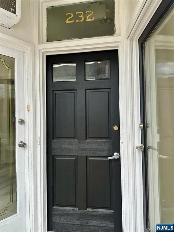 Property Photo:  232 Stuyvesant Avenue  NJ 07071