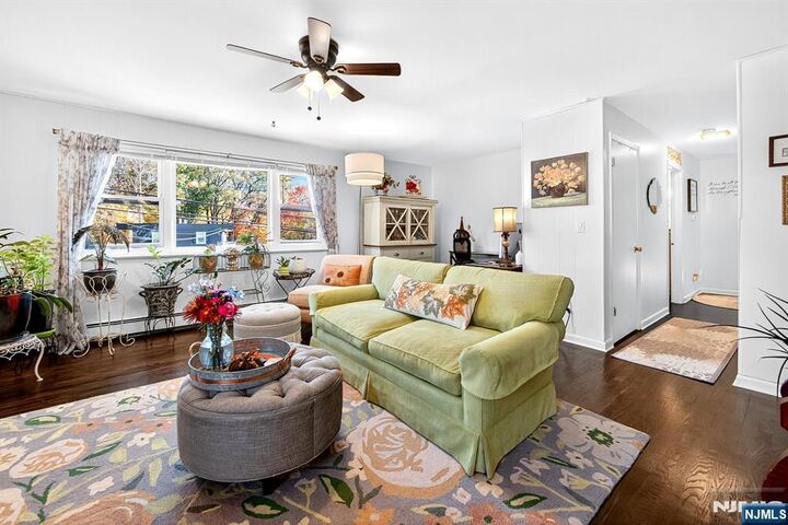 Property Photo:  61 Star Lake Road 2  NJ 07403 