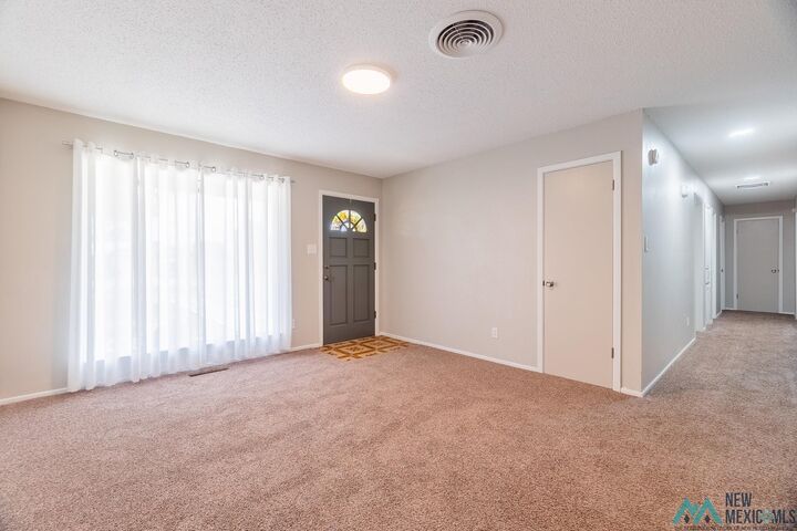 Property Photo:  2301 Echols Avenue  NM 88101 