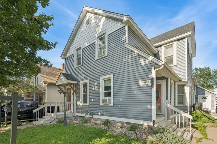 735 Madison Street NE  Minneapolis MN 55413 photo