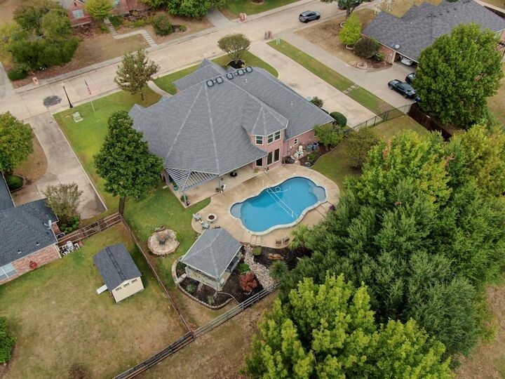 106 Country Ridge Court  Red Oak TX 75154 photo