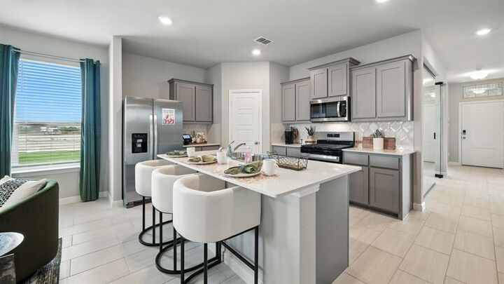 Property Photo:  616 Amber Fields Drive  TX 76259