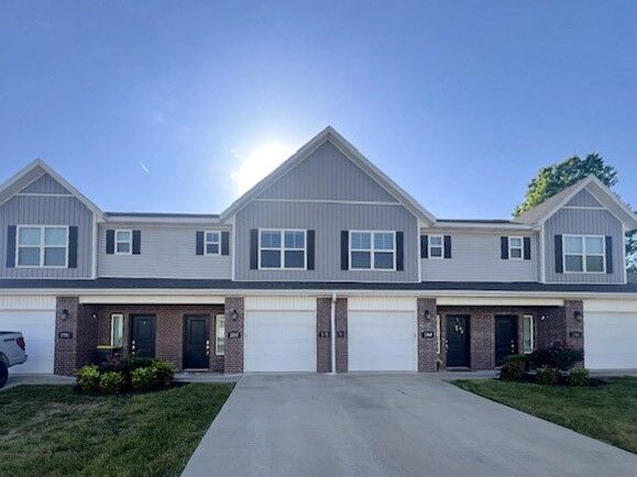 Property Photo:  2755-2763 W Kilimanjaro Way Units A-D  AR 72758