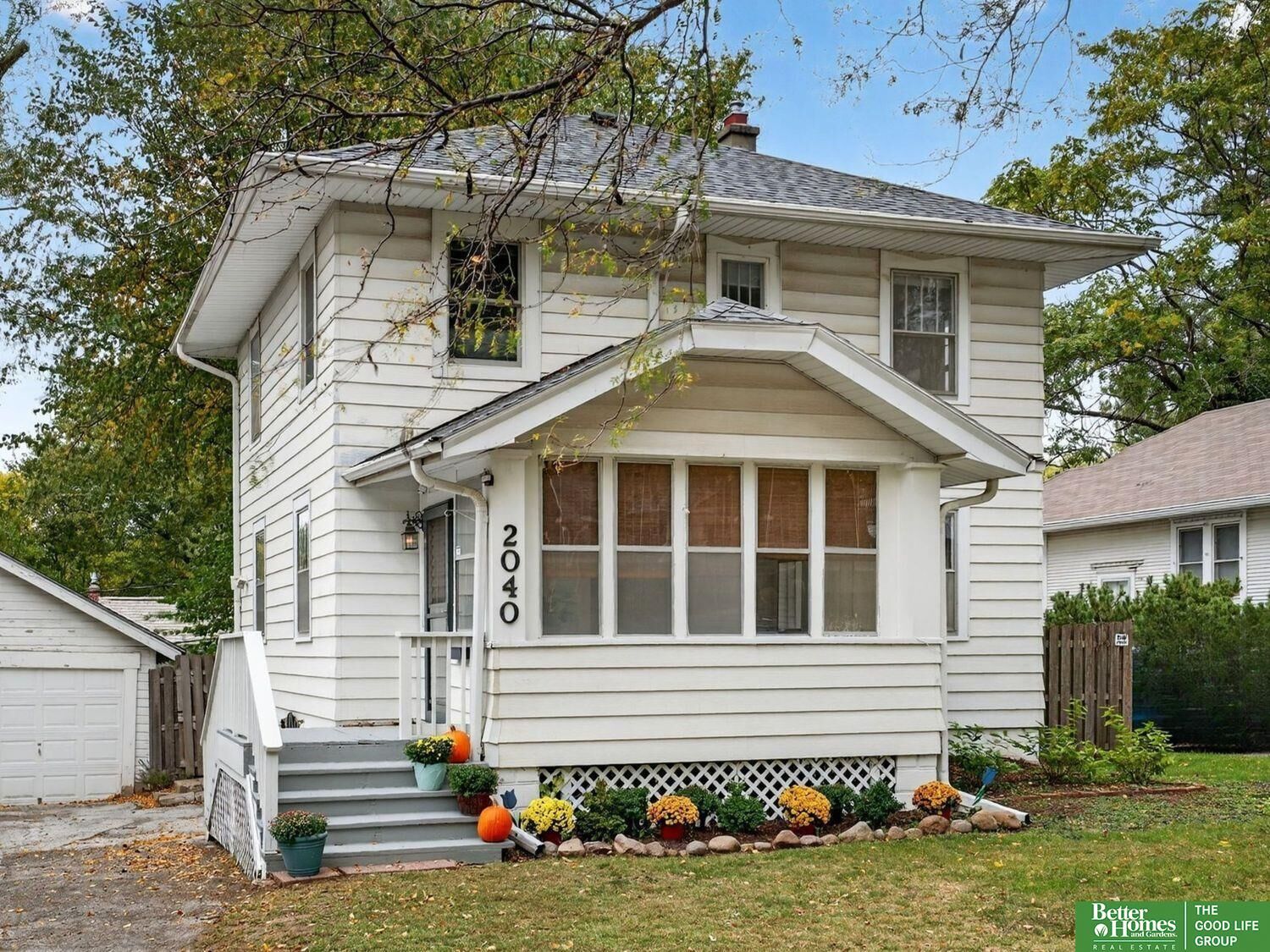 Property Photo: 2040 N 50 Avenue NE 68104