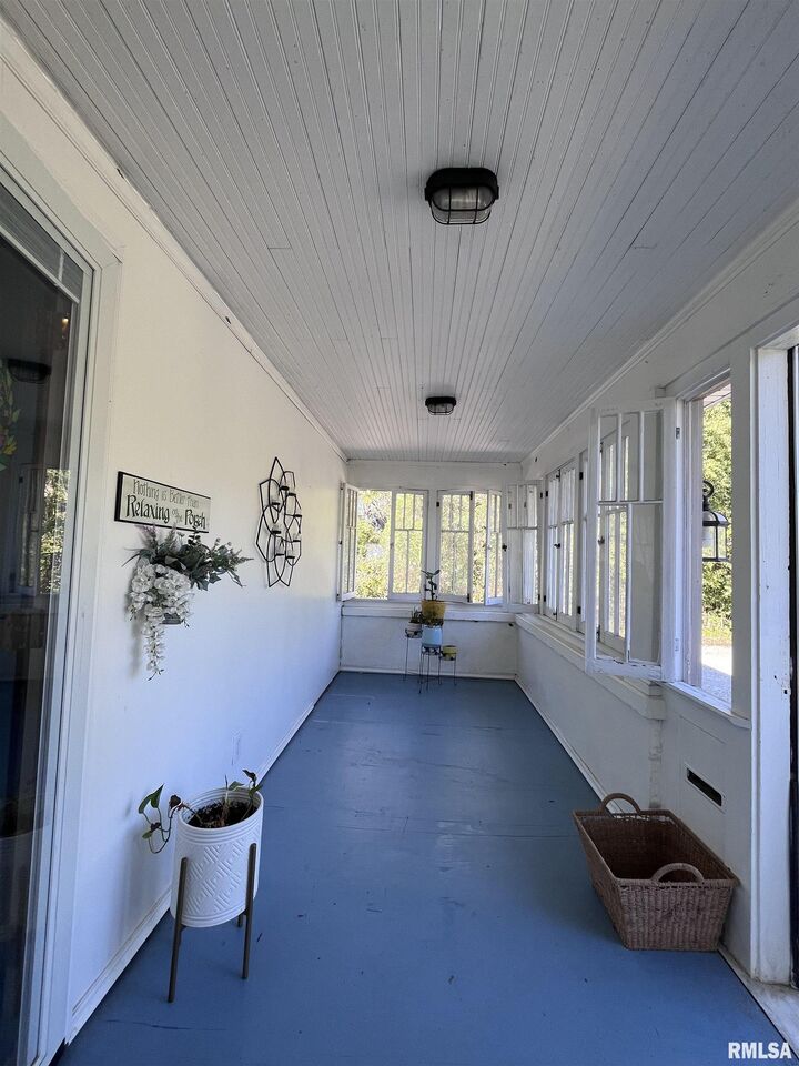 Property Photo:  439 N Howard Street  IL 62832 