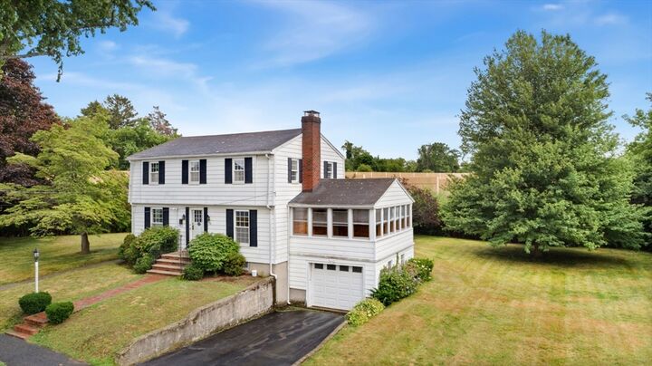Property Photo:  29 Reynolds Rd  MA 01960
