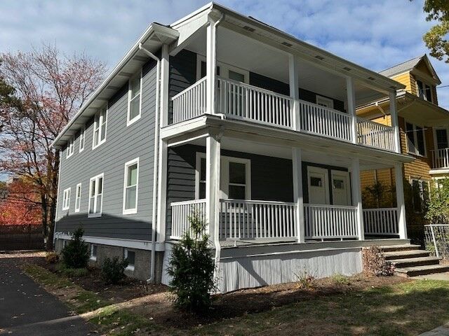 Property Photo:  84 Aberdeen Ave 1  MA 02138