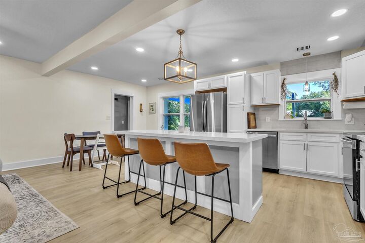 Property Photo:  1826 Peyton Dr  FL 32503