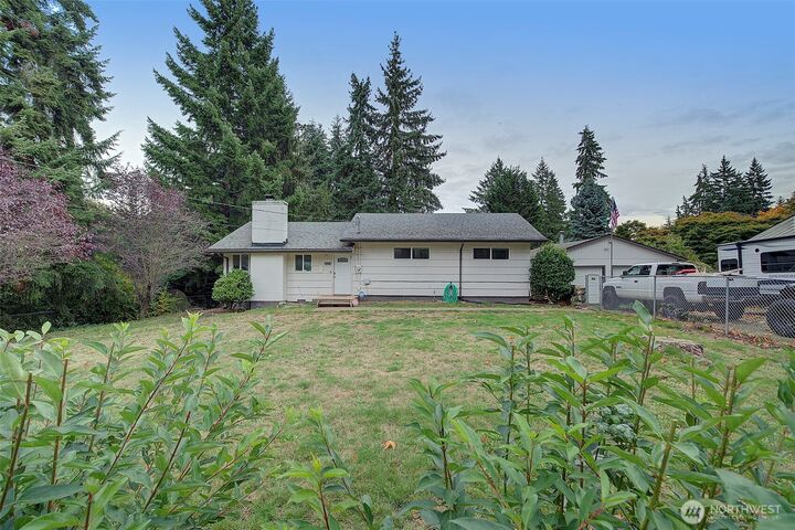 Property Photo:  35814  11th Avenue SW  WA 98023