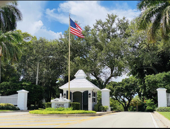 Property Photo:  891 SW Hickory Terrace  FL 33486
