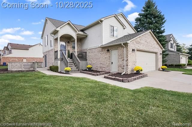 Property Photo:  547 Tyler Lane  MI 48188