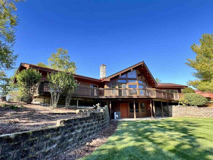 Property Photo:  795 Woods Rd  IN 47374 