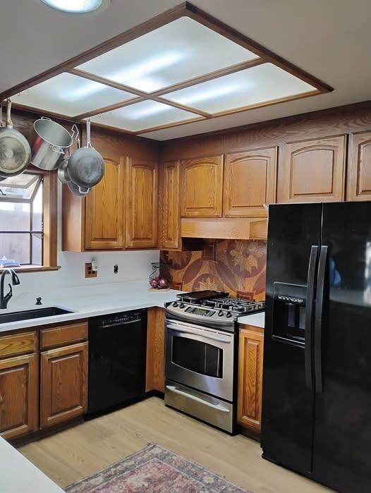 Property Photo: 5589 Roosevelt Place CA 94538