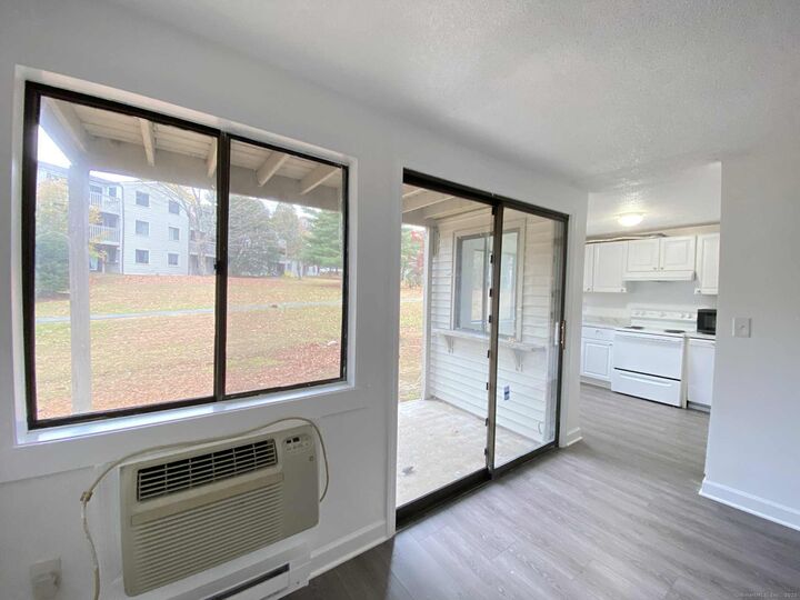 Property Photo: 7 Padanaram Road I181 CT 06811