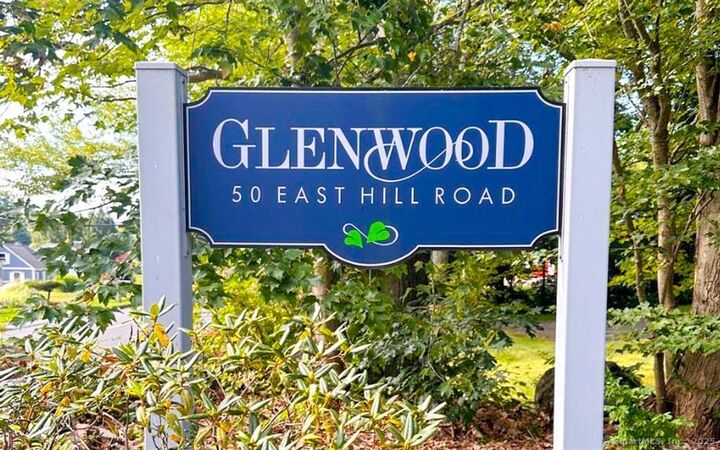 Property Photo:  50 East Hill Road Apt 3A  CT 06019