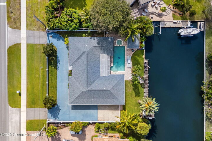 Property Photo:  2294 N Riverside Drive  FL 32903 