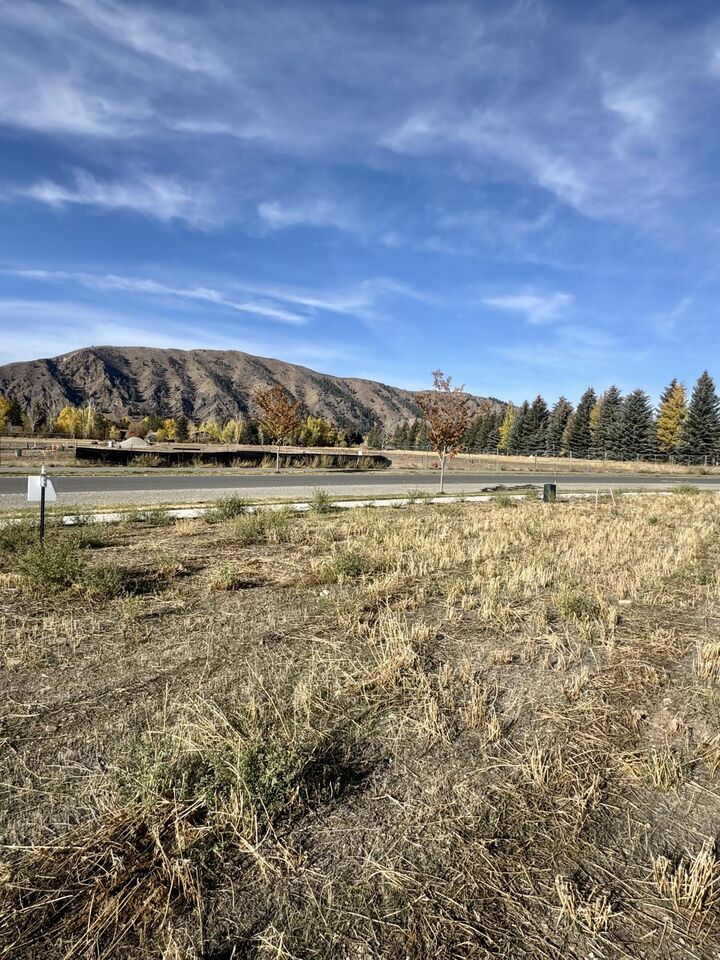 Property Photo:  280 San Badger Dr  ID 83333