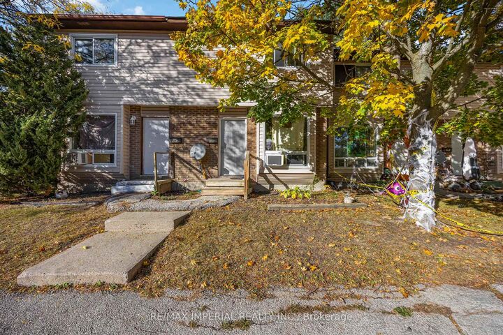 Photo de la propriété:  42 Hampton Avenue 301  ON N7S 4Z2