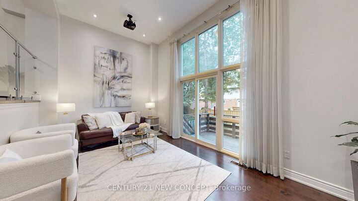 11 Stonedale Placeway  Toronto ON M3B 1W2 photo