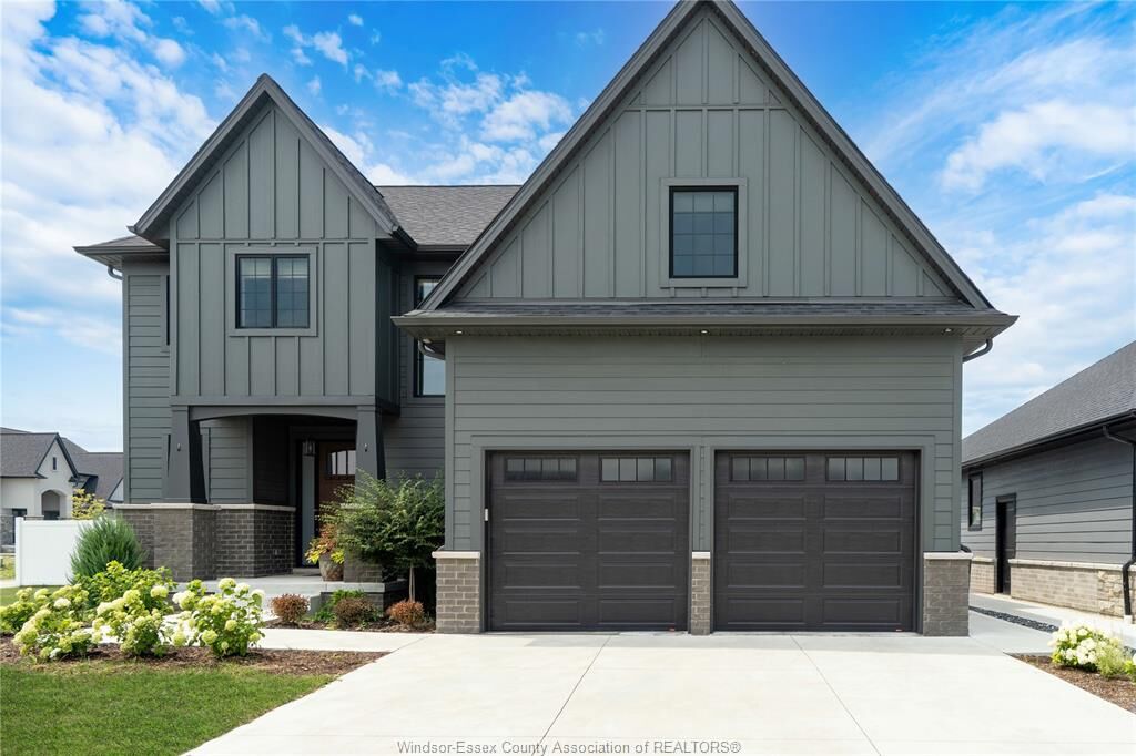 Photo de la propriété: 366 Christine ON N8L 1B6