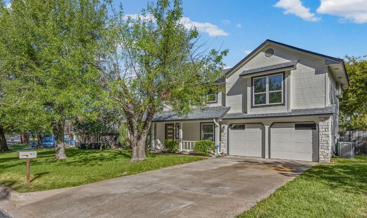 Property Photo:  1402 Monica Street  TX 78758