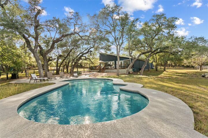 1050 Springlake Drive  Dripping Springs TX 78620 photo