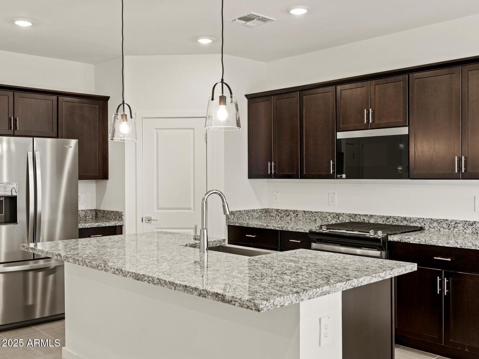 Property Photo:  2349 E Fortana Drive  AZ 85143 