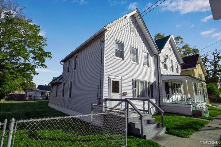 Property Photo: 10 South Street NY 14204