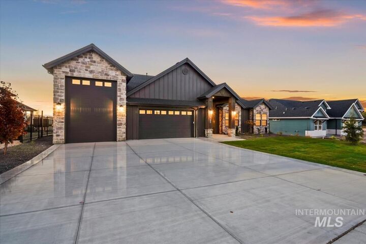 Property Photo:  9793 S Peregrine Falcon Ave.  ID 83686