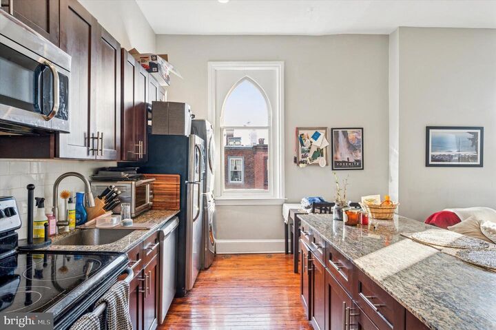 Property Photo:  265 S 22nd Street 3F  PA 19103 