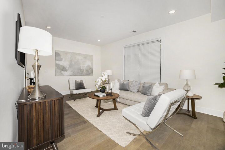 Property Photo:  7519 Ridge Avenue R 204  PA 19128