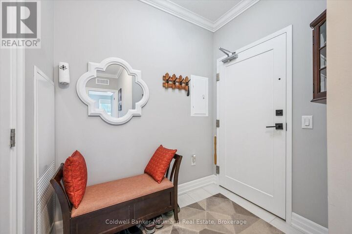 Property Photo:  1880 Gordon Street South 612  ON N1L 0P4 