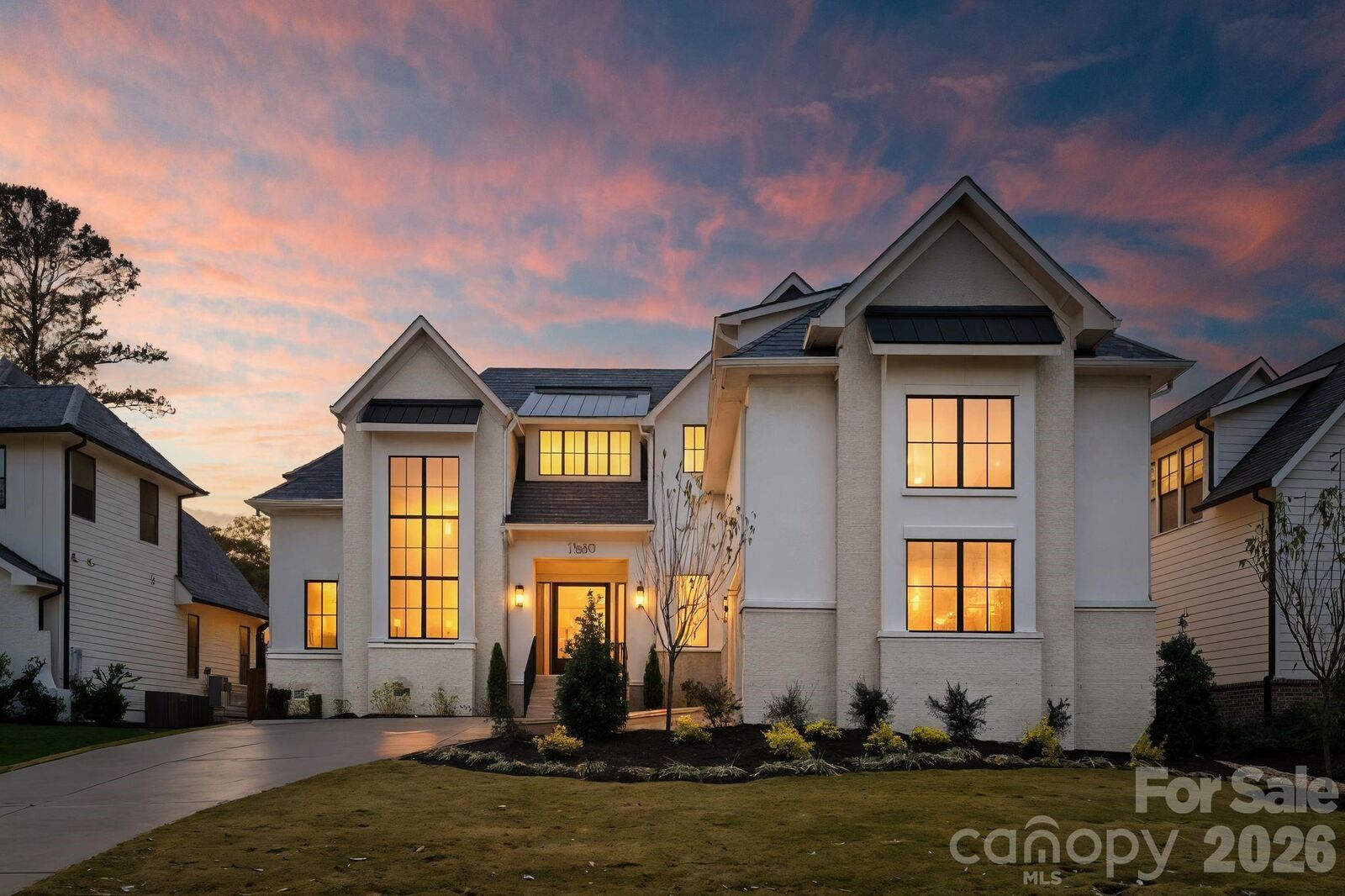 Property Photo:  1020 Habersham Drive  NC 28209 