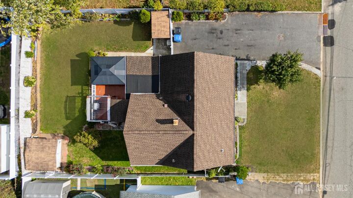 Property Photo:  78 Patricia Avenue  NJ 07067 