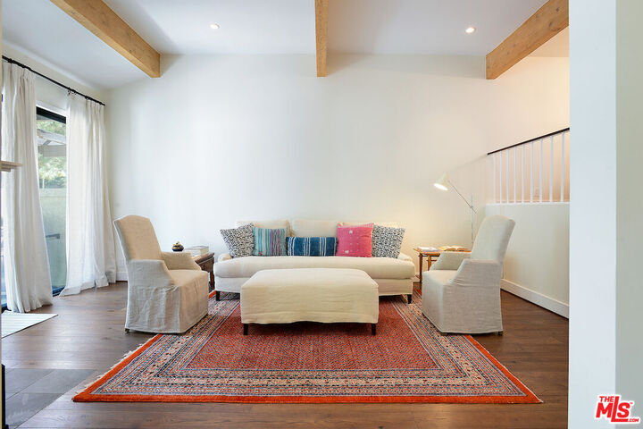 Property Photo:  17258 Palisades Cir  CA 90272 