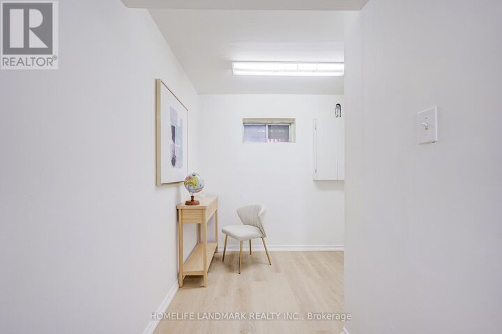 Property Photo:  1050 Bristol Road West 69  ON L5V 2E8 