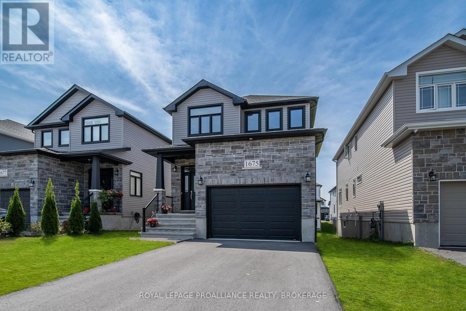 Property Photo: 1675 Brookedayle Avenue ON K7P 0T1