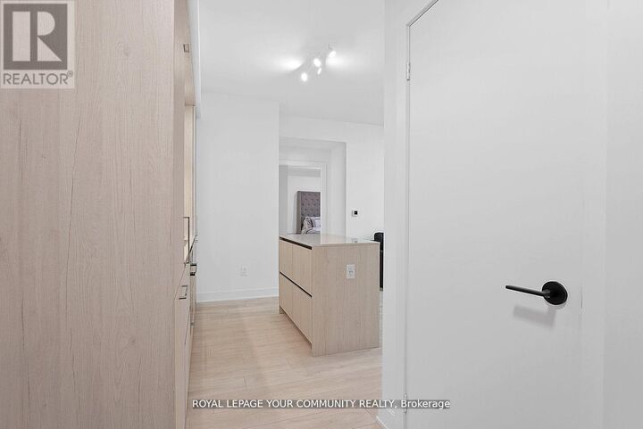 Property Photo: 35 Mercer Street 2313 ON M5V 1H2