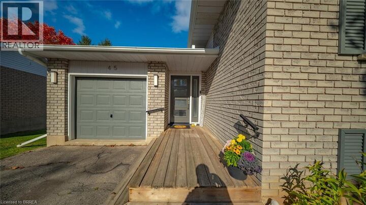 Property Photo:  45 Latzer Crescent  ON N3V 1E1