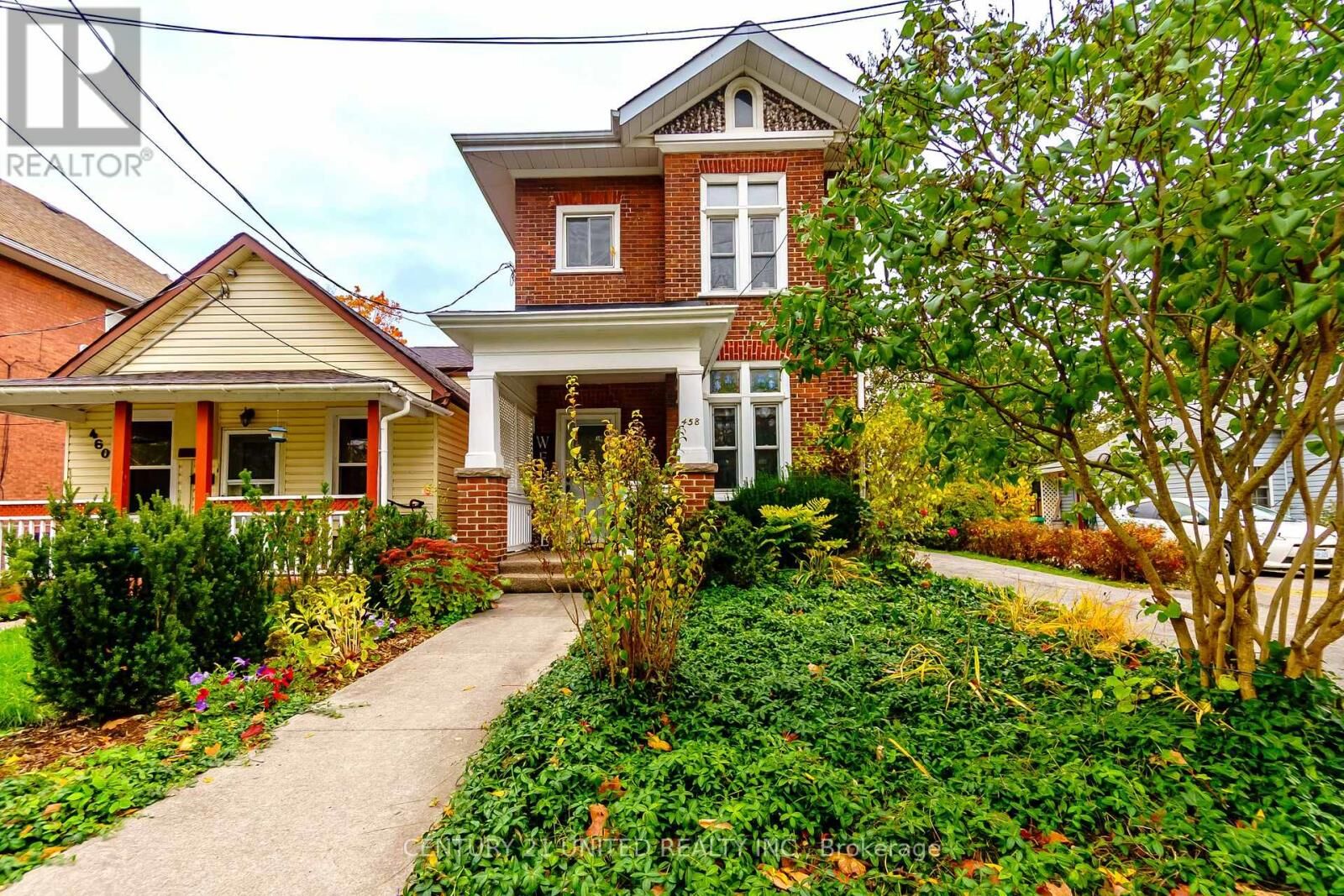 Property Photo:  458 Driscoll Terrace  ON K9H 1T7