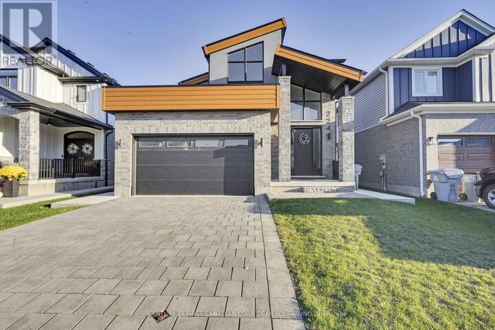 224 Winlow Way  Middlesex Centre (Kilworth) ON N0L 1R0 photo