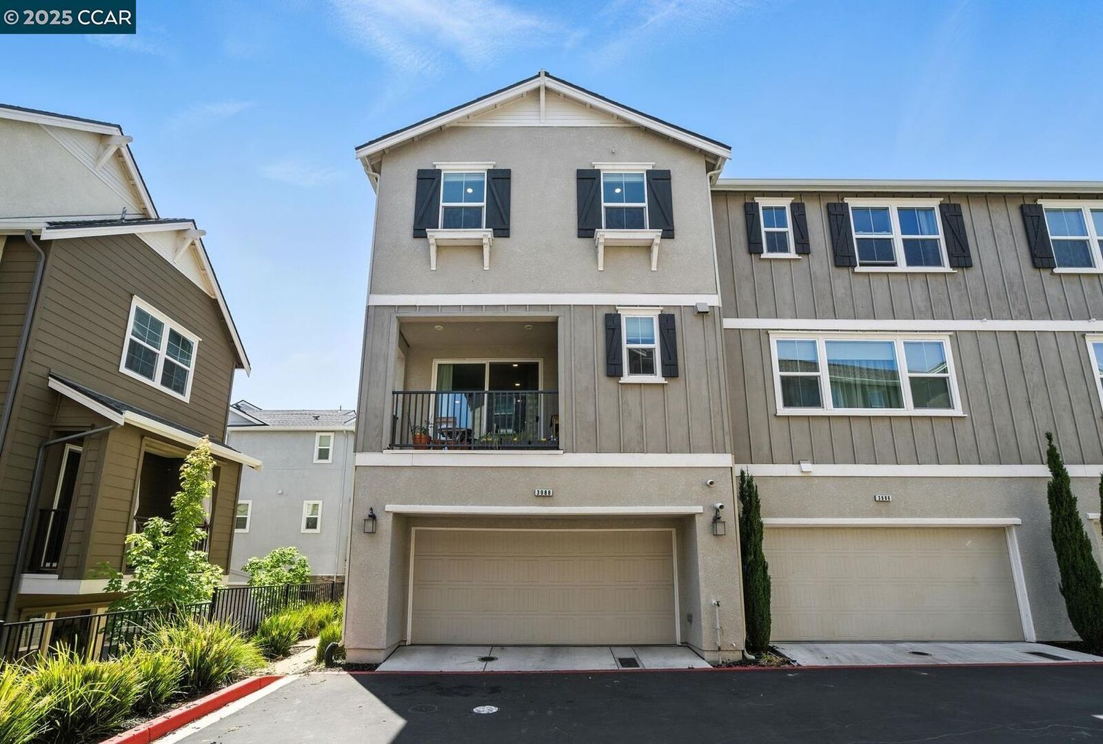 Property Photo:  3988 Windsor Way  CA 94568