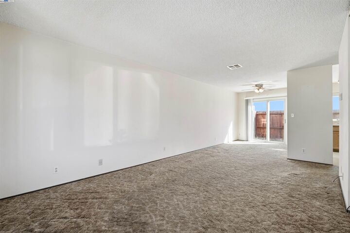 Property Photo: 2246 Windlass Way CA 94577