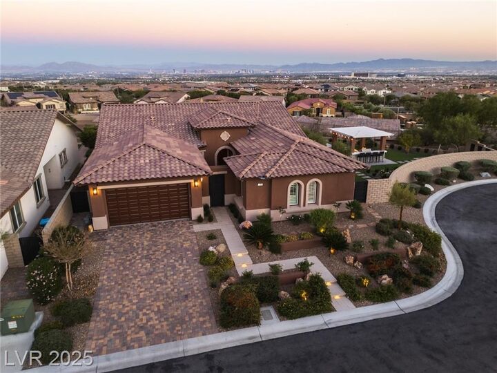 Property Photo: 294 Lindura Court NV 89138