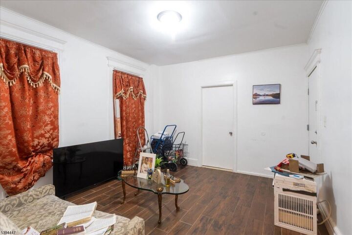 Property Photo:  552 Norwood St  NJ 07018 