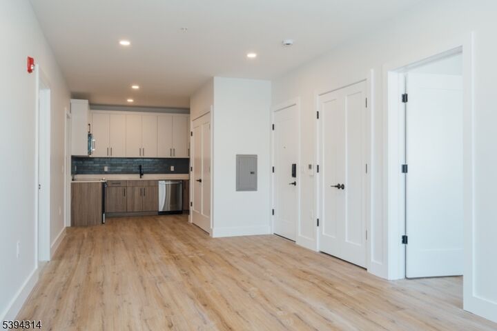 Property Photo: 67 Summer Ave 101 NJ 07104