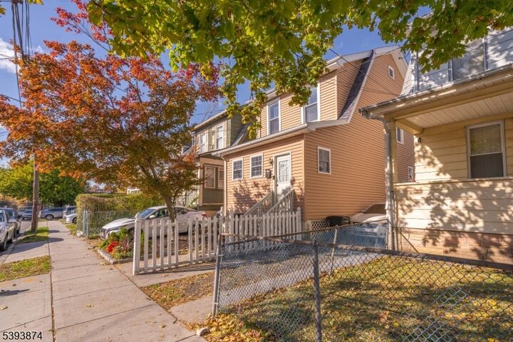 Property Photo:  353 Bradford St  NJ 07050 