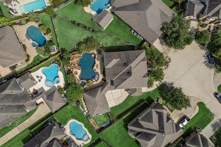 Property Photo: 17511 Pecks Park Court TX 77377