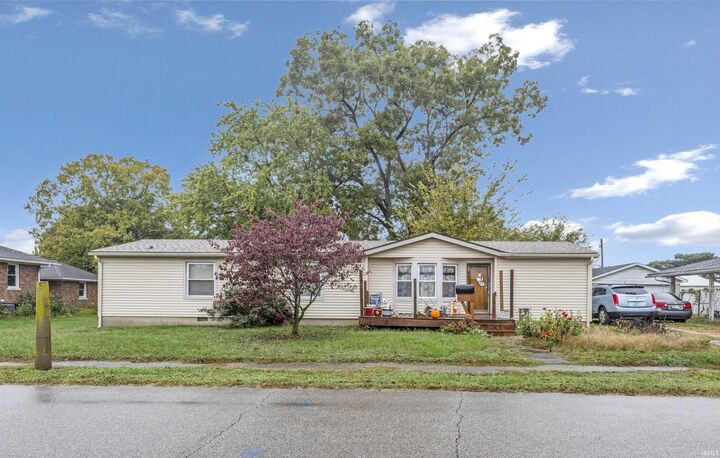 403 N West Street  Fort Branch IN 47648 photo